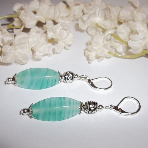 Teal Green Glass Beaded Earring Set Pair NWT 5067 - Picture 4 of 8